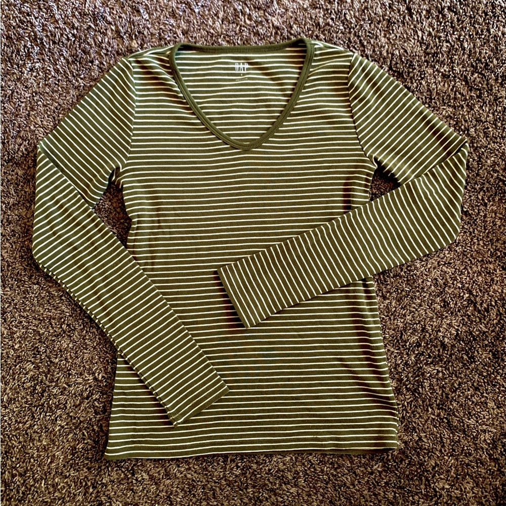 GAP Long Sleeve Shirt sz S in Olive